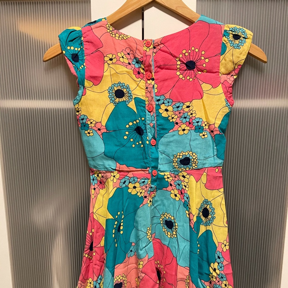 Polarn O. Pyret dress size 4-6